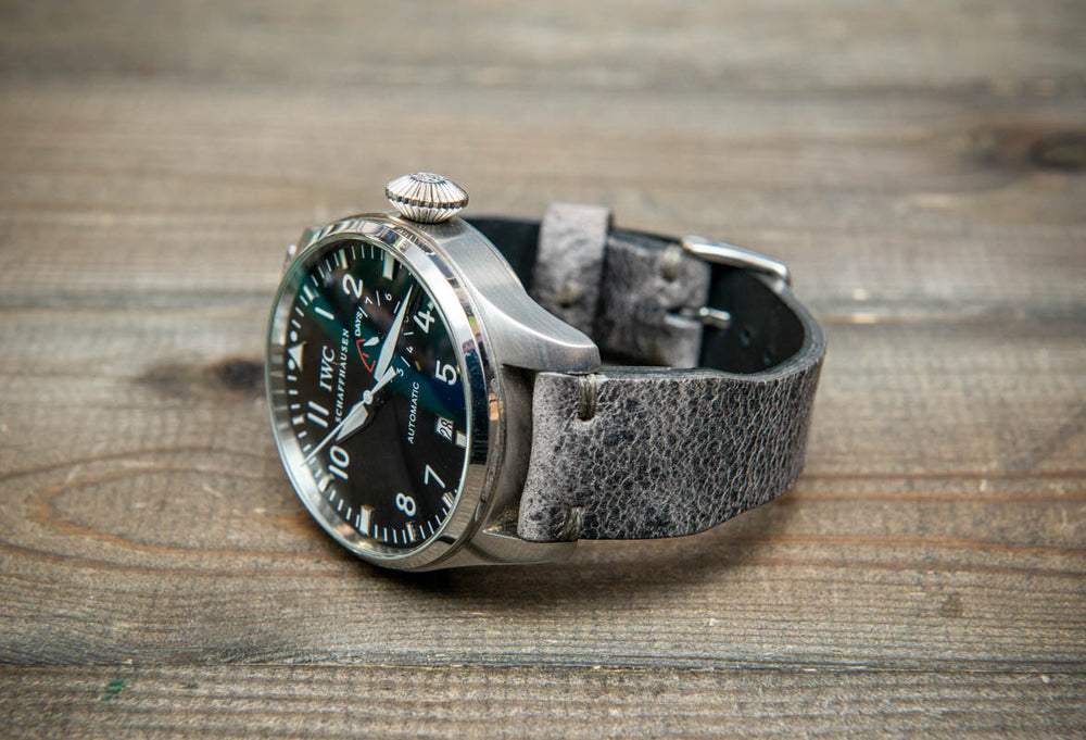 Pilot Grey Kudu Leather Watch Strap – Wild Elegance, Handmade in Finland