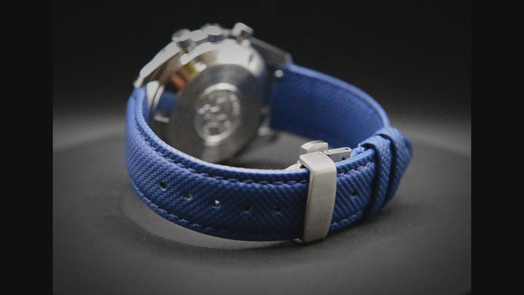 Sailcloth water-resistant watch strap 17-24 mm.