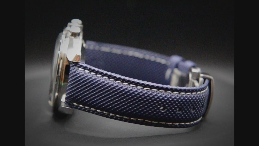 Sailcloth water-resistant watch strap 17-24 mm.