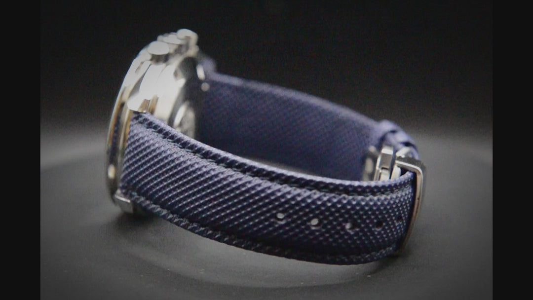 Sailcloth water-resistant watch strap 17-24 mm.