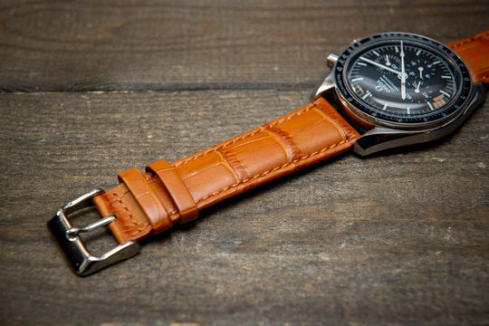 Leather watch strap, band made of calf leather with croc grain pattern 18-24 mm - finwatchstraps